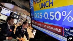 El tono positivo de la declaración indicaría que el banco central estaría preparado para elevar las tasas en septiembre si la economía sigue mejorando.