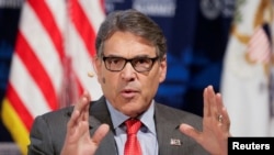 Rick Perry es el primer miembro del gabinete del presidente Donald Trump al que se le pidió comparecer ante la Cámara. 