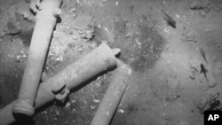 Esta imagen, sin fecha conocida, tomada por el Instituto Colombiano de Arqueología e Historia y distribuida por el Ministerio de Culturas, muestra los restos del galeón español San José hundido en el mar Caribe, sobre el lecho marino, en Cartagena, Colombia. 