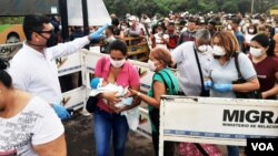 Acciones de prevención en la frontera colombo-venezolana contra el coronavirus. Foto: Heider Logatto/VOA.