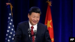 Como parte de su gira en EE.UU., el presidente de China Xi Jinping participa de una cena en Seattle. Líderes desde Michigan hasta Beijijg se reunieron para firmar tratados de cooperación de energía renovable y contra el cambio climático.