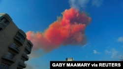 La explosión en Beirut, Líbano, el 4 de agosto de 2020 dejó considerables daños materiales y decenas de fallecidos. Imagen obtenida de redes sociales