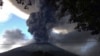 Alerta en El Salvador por erupción de volcán