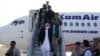 Le président afghan Ashraf Ghani arrive à Mazar-i-Sharif pour vérifier la situation sécuritaire des provinces du nord de l'Afghanistan, le 11 août 2021.