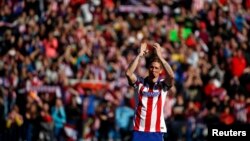 El jugador español Fernando Torres fue presentado como nueva contratación en el club de sus amores, el Atlético de Madrid.