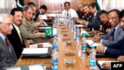 Delegasi pertahanan India dan Pakistan melakukan pembicaraan dua hari di Rawalpindi mengenai kawasan perbatasan di gletser Siachen.