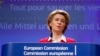 Presiden Komisi Uni Eropa Ursula von der Leyen di kantor pusat Uni Eropa di Brussels, 2 April 2020.