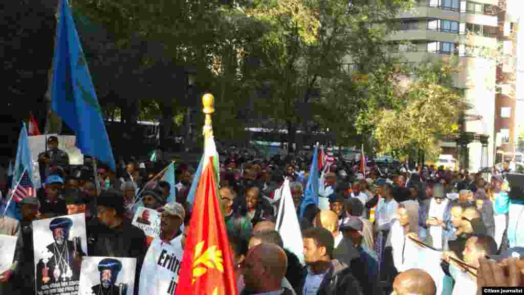 ሰልፊ ኤርትራውያን ንደገፍ ጸብጻብ መርማሪት ሰብኣዊ መሰላት ኒውዮርክ ጥቅምቲ 29, 2015