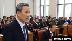 김관진 한국 국방부 장관 (자료사진)