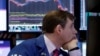 Cae Wall Street mientras Trump y China intensifican disputa comercial