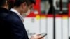 Keharusan Daftar Kartu SIM Telepon Hong Kong Timbulkan Kekhawatiran Privasi
