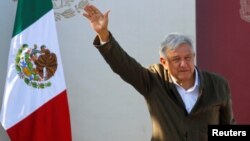 El objetivo de las inversiones estadounidenses en el sur mexicano y el norte de Centroamérica es crear desarrollo para desalentar la migración hacia el norte y se canalizarán a través de la agencia de desarrollo estadounidense Overseas Private Investment Corporation. 