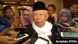 Ketua Majelis Ulama Indonesia, Ma'ruf Amin dalam sebuah acara di Jakarta. (Foto: VOA/Andylala)