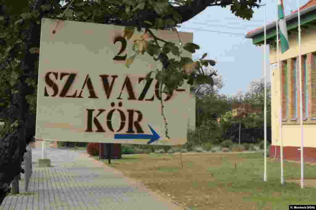 “Voting District 2” reads this sign near the Serbia border in Hungary, Oct. 2, 2016.