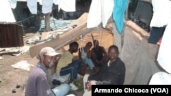 Refugiados no centro de Mussungue, província da Lunda Norte