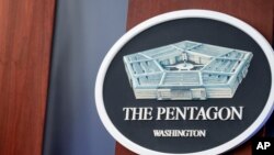 46-й пакет допомоги від США включає: додаткове обладнання ППО, артилерійські боєприпаси, протитанкову зброю, включаючи снаряди зі збідненим ураном для танків Abrams та інше обладнання, щоб допомогти Україні протистояти російській війні. 