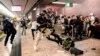 香港警察2019年8月31日在港铁太子站逮捕反送中抗议者。