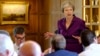 PM Inggris Berusaha Hentikan Eksodus Kabinetnya Terkait Brexit