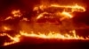 Crews Fight to Outflank Raging Northern California Wildfire
