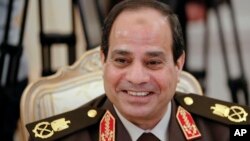 Mantan panglima militer Abdel-Fattah el-Sissi diperkirakan menang dalam pilpres Mesir (foto: dok).
