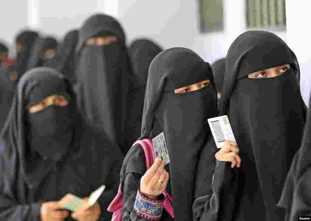 February 21, 2012: Women queue at a polling station in Al Hasaba neighborhood in Sanaa to vote for a replacement for President Ali Abdullah Saleh. Vice President Abd-Rabbu Mansour Hadi stands uncontested as a consensus candidate.