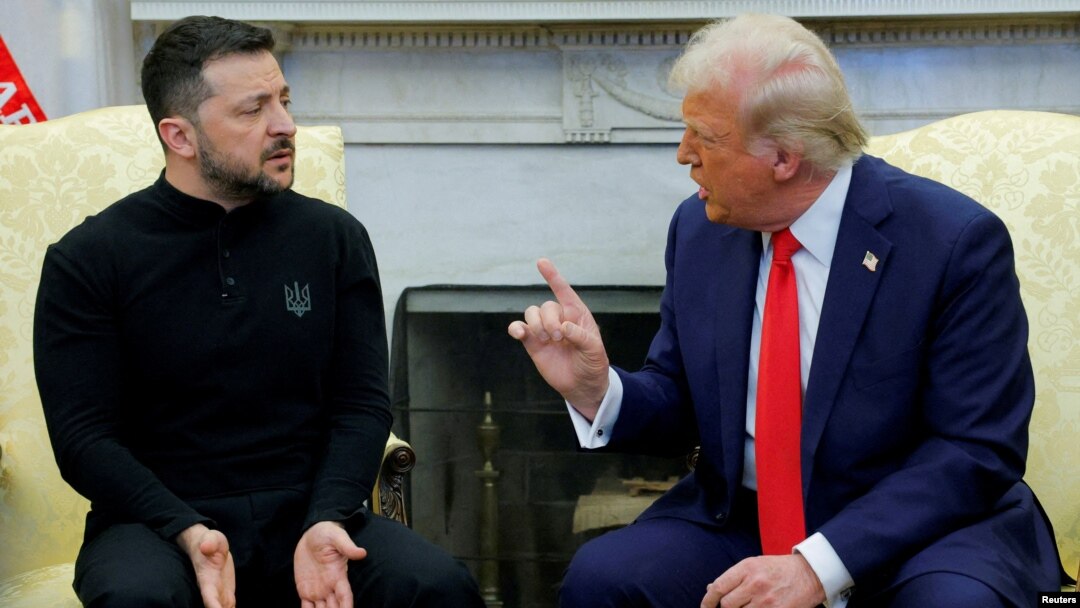 Prezidan Etazini Donald Trump rankontre Prezidan Ikrenyen Volodymyr Zelenskyy nan Lamezonblanch, Washington, 28 Fevriye, 2025. 
