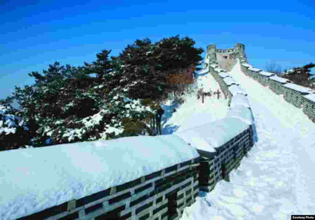 Namhansanseong dirancang sebagai ibukota darurat untuk Dinasti Joson (1392-1910), sebuah daerah pegunungan 25 kilometer dari arah tenggara Seoul, Korea Selatan. (UNESCO)