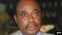 Edem Kodjo, à Sokode, le 5 juin 2005.