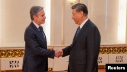 Menteri Luar Negeri AS Antony Blinken bertemu Presiden China Xi Jinping di Aula Besar Rakyat, di Beijing, China, 26 April 2024. 