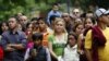 EE.UU. anuncia requisitos para evitar deportación