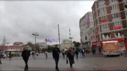 MFILE - Many Syrian refugees have sought refuge in Turkey's main cities, including Istanbul, where public discontent is growing. (D. Jones/VOA)