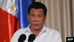 ဖိလစ်ပိုင်သမ္မတဟောင်း Rodrigo Duterte. (မှတ်တမ်းဓာတ်ပုံ)