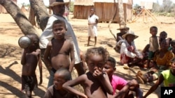 Watoto wanavyoonekana kutoka kijiji kimoja huko Madagascar 