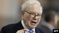 Warren Buffett, comenzó su empresa con $9.800 dólares y en cinco años su capital ascendió a más de $140.000.