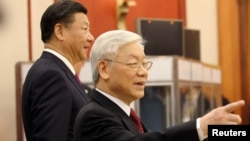 越共總書記阮富仲在2017年11月12日在河內會晤到訪的中國國家主席習近平。