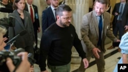 烏克蘭總統澤連斯基（Volodymyr Zelenskyy）2023年12月12日訪問美國國會山莊。