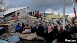 Li Entabê jimareke qurbanîyên erdhêjê li benda derxistina hezkirîyên xwe ne