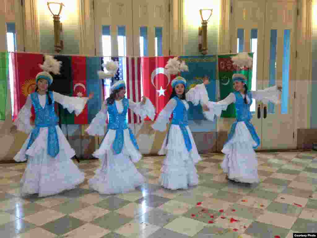 Qirg'izcha raqs