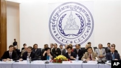 សាលាក្តី​ខ្មែរក្រហម​