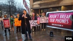 La discusión sobre derecho a privacidad y garantia de seguridad en la nación llevó a protestas en varias ciudades de Estados Unidos.