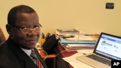 Le ministre Lambert Mende a dit à la VOA que certains blessés seront transportés ce lundi en Afrique du Sud