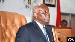 Presidente de Angola, José Eduardo dos Santos (Foto Novo Jornal)