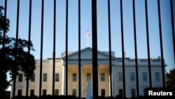 Gedung Putih terlihat dari halaman utara, di Washington, D.C.