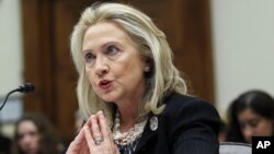La secretaria de Estado, Hillary Clinton Rodham expresó que Estados Unidos enfrenta grandes desafíos en el Medio Oriente.