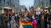 รัสเซียผ่านกฎหมายแบน LGBTQ ทุกรูปแบบ-พร้อมโทษปรับหนัก