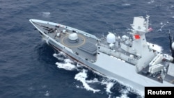 中國海軍岳陽號導彈護衛艦在廣東汕尾海域參加中國與泰國的聯合軍演。（2019年5月6日）