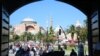Warga Yunani Menentang Hagia Sophia Menjadi Masjid