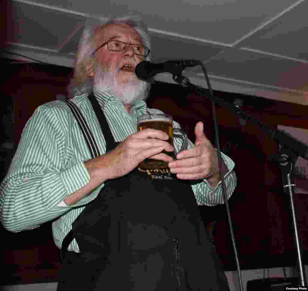 "We get packed every weekend; it’s insane,” says one of South Africa’s leading microbrewers, Steve Gilroy, who welcomes customers to his brewery near Johannesburg. (Photo Credit: Darren Taylor)