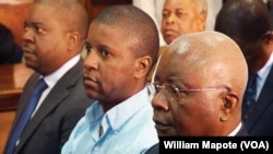 Armando Guebuza (à esquerda do filho Ndambi Guebuza) era chamado de "papá" por Jean Boustani