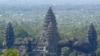 រូបឯកសារ៖ ទិដ្ឋភាពប្រាំងប្រាសាទ​អង្គរវត្ត នៅ​ខេត្ត​សៀមរាប កាលពីថ្ងៃទី៦ ខែមិថុនា ឆ្នាំ២០១៦។ 